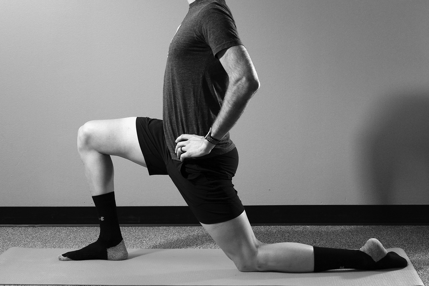hip flexor knee exercise stretching injury prevention Ryan Kohler