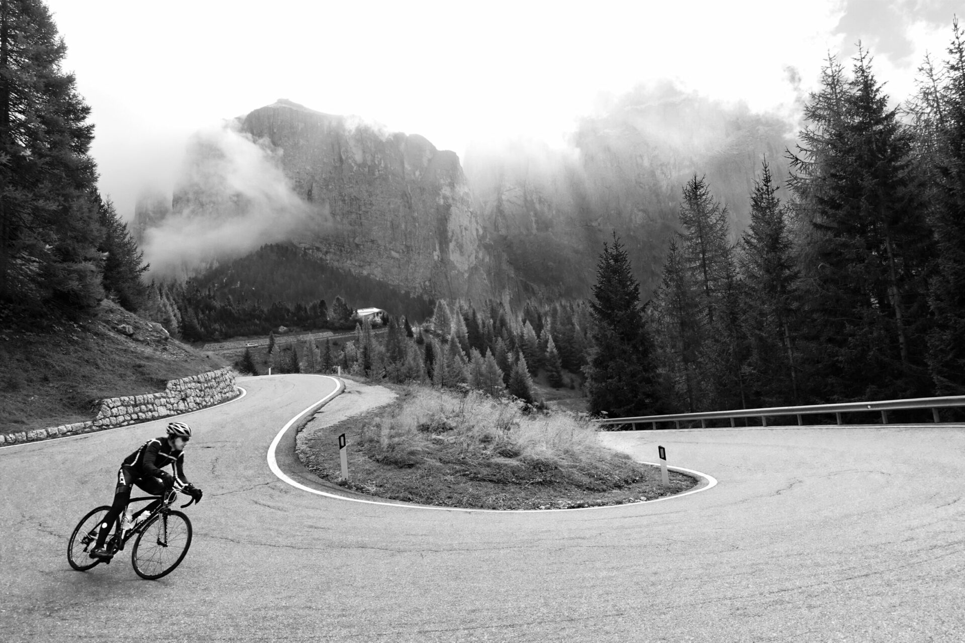 Jim Case descends Passo Sella Dolomites hero image