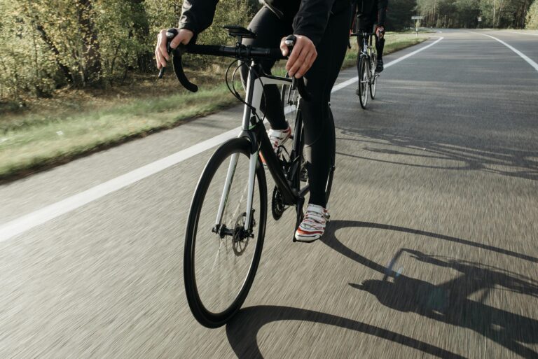 Cyling on road for how to pedal a bike
