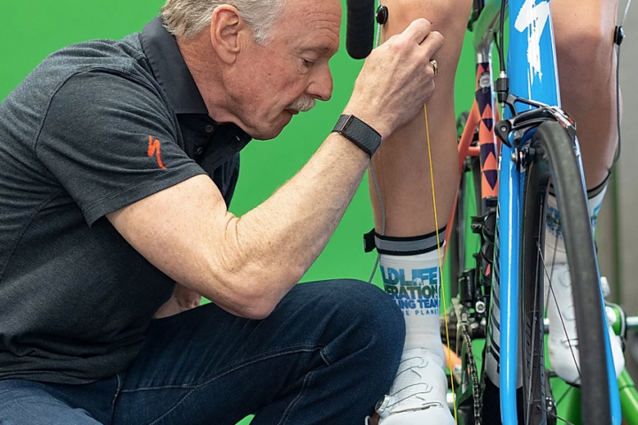 Dr. Andy Pruitt conducts a bike fit.