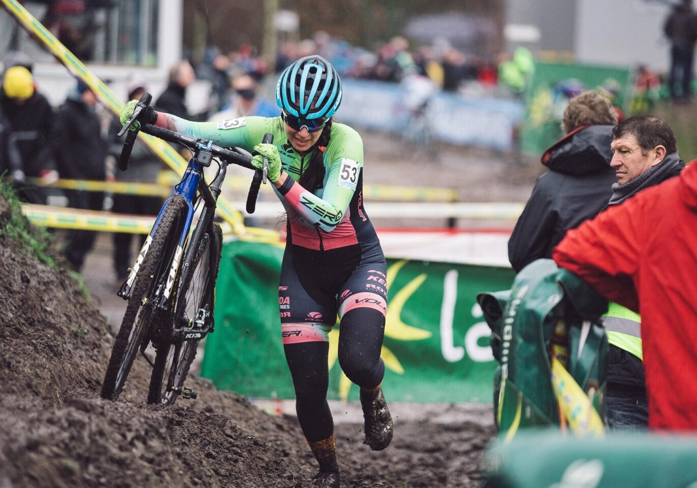 Rebecca Gross racing cyclocross