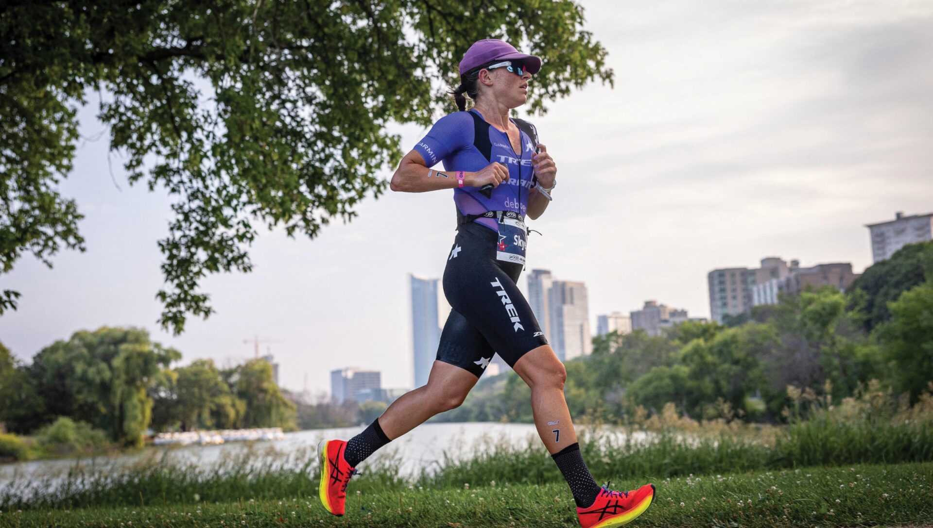 Elite athlete Skye Moench running during a triathlon