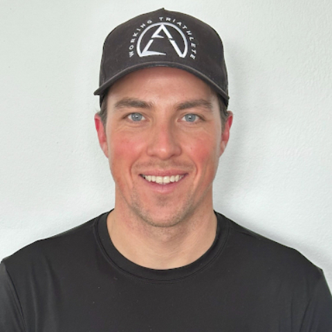 Headshot of Derek Owens